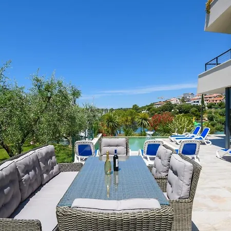 Luxury Kevin Apartment Medulin
